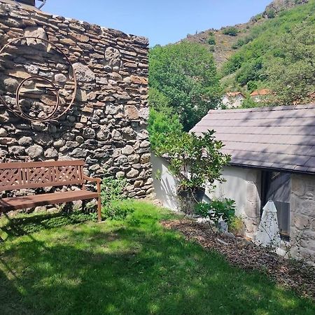 Le Secret Du Moulin, Agreable Tiny House Villefort Вильфор Экстерьер фото